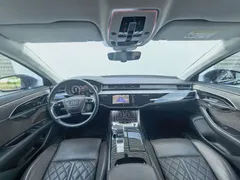 2022 Audi A8L 50 TFSI quattro Comfort Collector's Edition, чёрный — фото 14