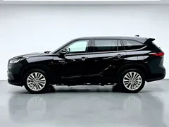 2022 Toyota Highlander 2.5L Hybrid 4WD Ultimate 7-seat, чёрный — фото 21