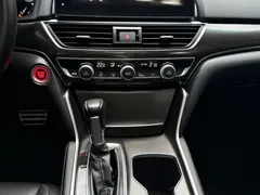 2022 Honda Accord 260TURBO Premium — фото 7