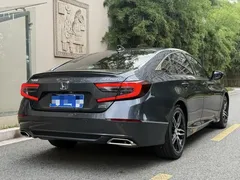 2022 Honda Accord 260TURBO Premium — фото 11
