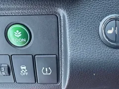 2022 Honda Vezel 1.5L CVT Pioneer, белый — фото 8
