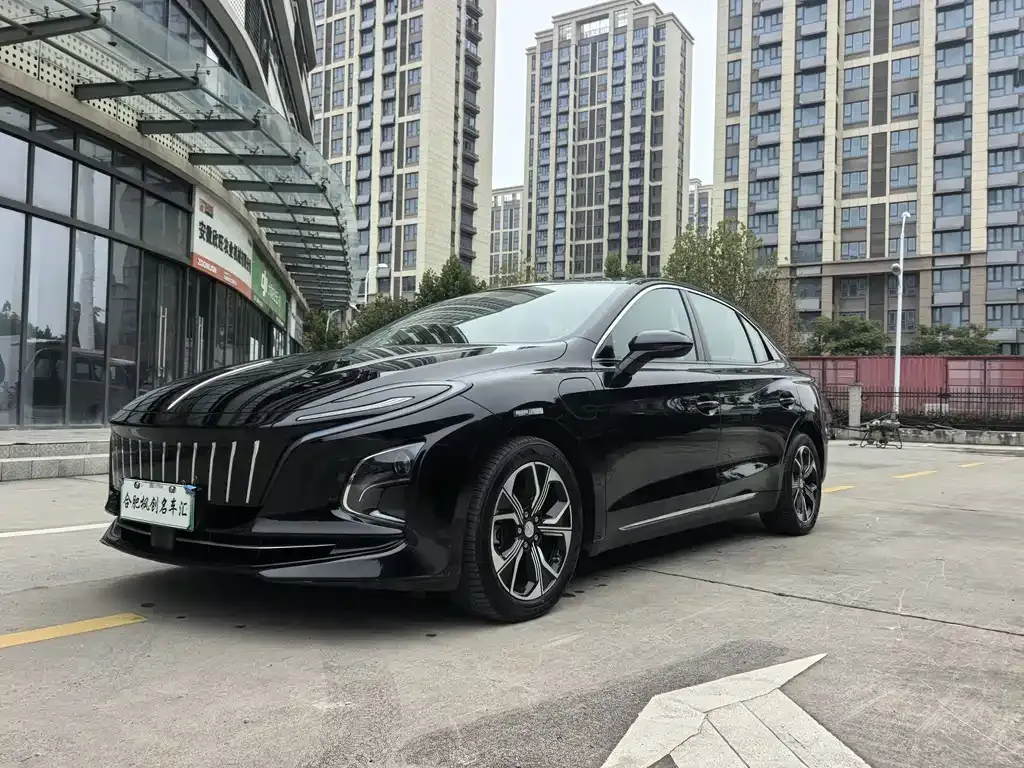 2024 Hongqi E-QM5 450km Mobility