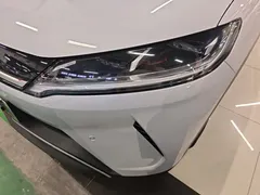 2025 BYD Yuan UP Smart Driving 401km Vitality, белый — фото 24