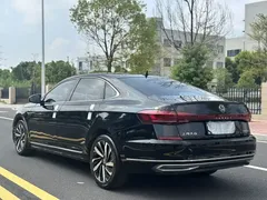 2022 Volkswagen Passat 330TSI Luxury, чёрный — фото 7