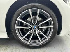 2022 BMW 3 Series 320Li M, белый — фото 8