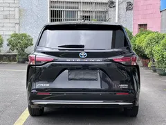 2021 Toyota Sienna 2.5L, чёрный — фото 13