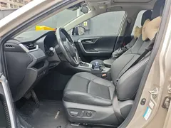 2022 Toyota Wildlander 2.0L CVT PLUS — фото 4