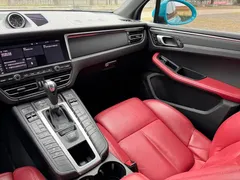 2021 Porsche Macan 2.0T, синий — фото 9