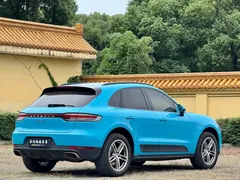 2021 Porsche Macan 2.0T, синий — фото 11