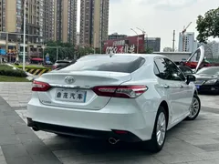 2021 Toyota Camry 2.0G, белый — фото 7
