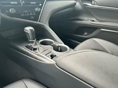 2021 Toyota Camry 2.0G, белый — фото 18