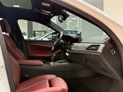 2022 BMW 5 Series 530Li M, белый — фото 14