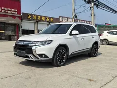 2021 Mitsubishi Outlander 2.4L, белый — фото 1