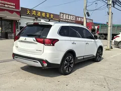2021 Mitsubishi Outlander 2.4L, белый — фото 4