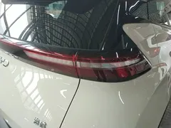 2025 BYD Seagull 305km Vitality, белый — фото 8