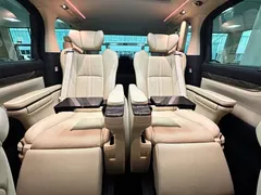 2021 Toyota Alphard Hybrid 2.5L Premium, чёрный — фото 42
