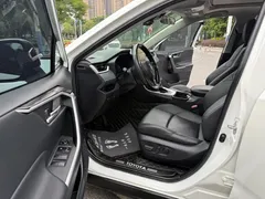 2021 Toyota Wildlander 2.5L E-CVT, белый — фото 6