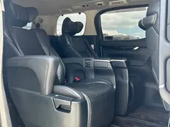 2021 Toyota Vellfire Hybrid 2.5L HV Premium, чёрный — фото 12