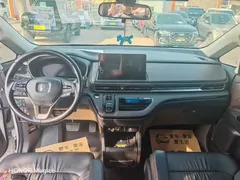 2024 Honda Odyssey 2.0L e:HEV, белый — фото 18