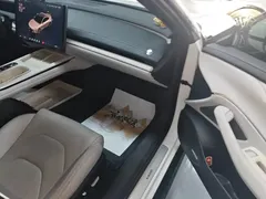 2024 Xiaomi SU7 4WD Long Range Advanced ADAS Max, белый — фото 18