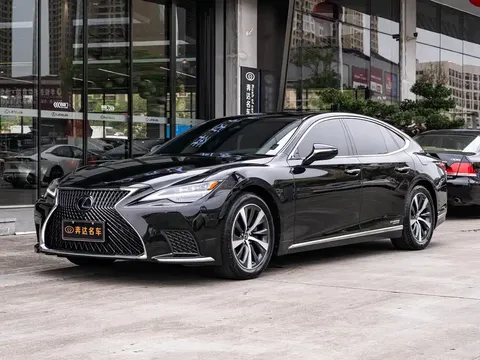 2021 Lexus LS 500h