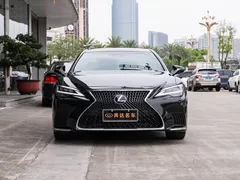 2021 Lexus LS 500h, чёрный — фото 2