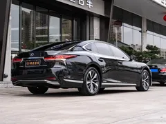 2021 Lexus LS 500h, чёрный — фото 3