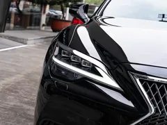 2021 Lexus LS 500h, чёрный — фото 6