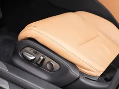 2021 Lexus LS 500h, чёрный — фото 20