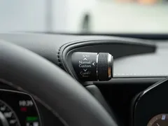 2021 Lexus LS 500h, чёрный — фото 21