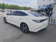 海豹07 DM-i 2026款 DM-i 1.5T 230km 旗舰型, белый — фото 5