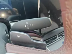 海豹07 DM-i 2026款 DM-i 1.5T 230km 旗舰型, белый — фото 14