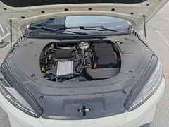 海豹07 DM-i 2026款 DM-i 1.5T 230km 旗舰型, белый — фото 20