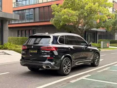 2022 BMW X5 30Li M Sport Package, чёрный — фото 7