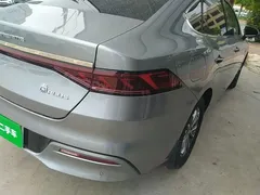 2023 BYD Qin PLUS DM-i 55KM — фото 8