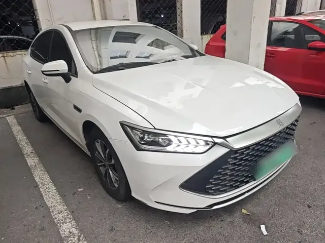 2023 BYD Qin PLUS Champion DM-i PHEV 55KM Leading