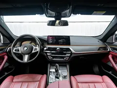 2021 BMW 5 Series 530Li Premium M Sport Package, чёрный — фото 15
