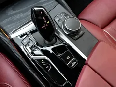 2021 BMW 5 Series 530Li Premium M Sport Package, чёрный — фото 20
