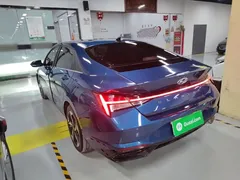 2021 Hyundai Elantra 1.5L CVT LUX, синий — фото 5
