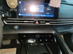 2021 Hyundai Elantra 1.5L CVT LUX, синий — фото 13