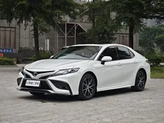 2021 Toyota Camry 2.0S, белый — фото 1