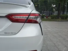 2021 Toyota Camry 2.0S, белый — фото 9