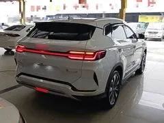 2025 BYD Song PLUS DM-i 112KM, белый — фото 7
