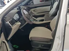 2025 BYD Song PLUS DM-i 112KM, белый — фото 15