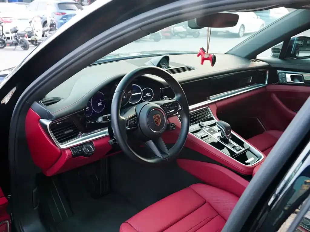 2023 Porsche Panamera 2.9T