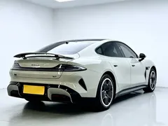 2024 Xiaomi SU7 RWD Long Range Smart Driving — фото 6