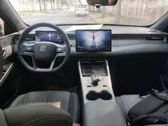 2025 BYD Qin PLUS DM-i 55KM — фото 10
