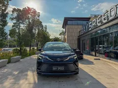 2021 Toyota Sienna 2.5L Hybrid Luxury, чёрный — фото 2