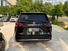 2021 Toyota Sienna 2.5L Hybrid Luxury, чёрный — фото 6
