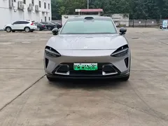 2025 Xiaomi YU7 4WD Max — фото 3